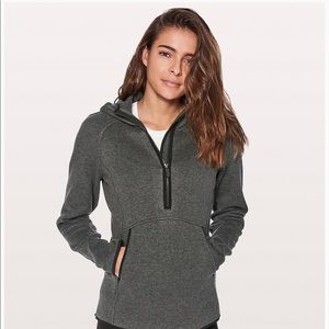 Lululemon: Fleece & Thank You Pullover